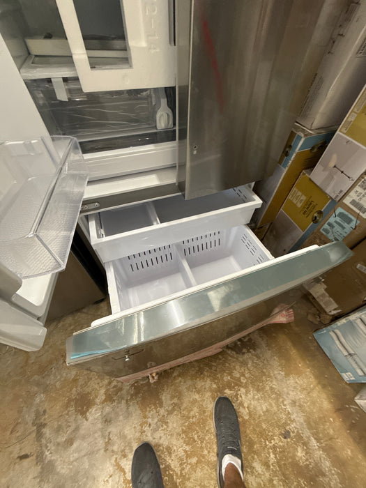 Scratch and Dent Samsung French Door Refrigerator - Bill's Discount Center (Bradenton, FL)