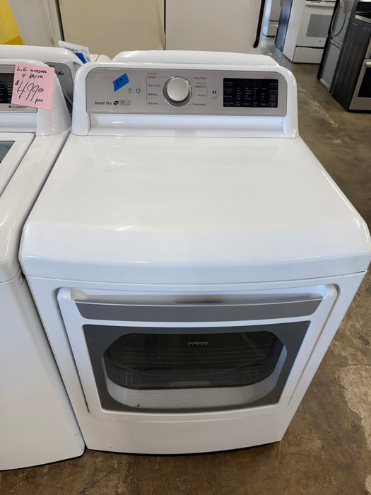 LG Washer/Dryer Set       W0069/D0057