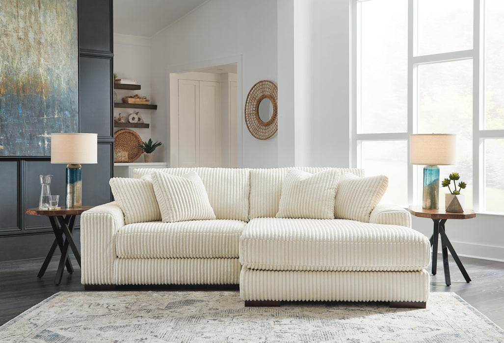 Lindyn Sectional with Chaise - Bill's Discount Center (Bradenton, FL)