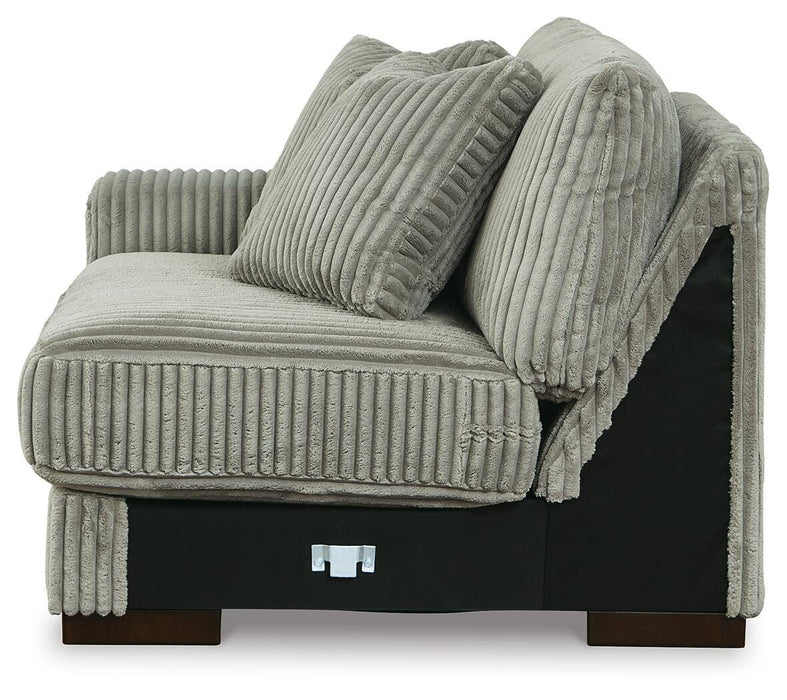 Lindyn Sectional with Chaise - Bill's Discount Center (Bradenton, FL)