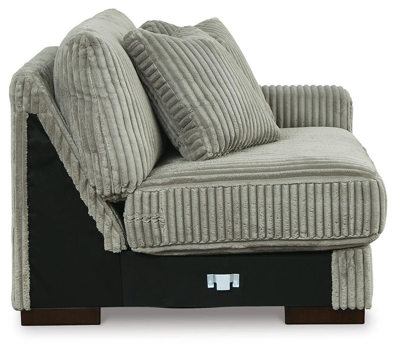 Lindyn Sectional with Chaise - Bill's Discount Center (Bradenton, FL)