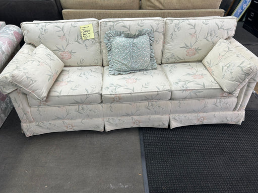 Used Sofa - Bill's Discount Center (Bradenton, FL)