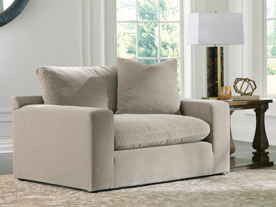 Maxton Heights Oversized Chair
