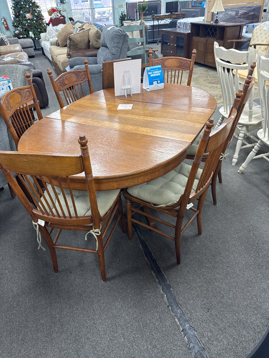 Used Oak Table with 6Chairs and 3 leafs - Bill's Discount Center (Bradenton, FL)