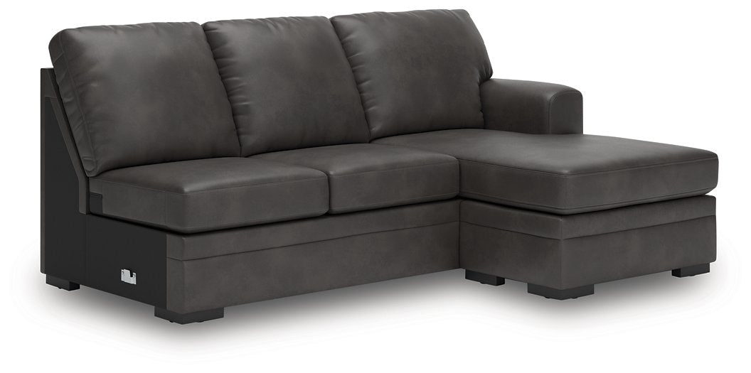 Lofton-Pike Sectional with Chaise - Bill's Discount Center (Bradenton, FL)