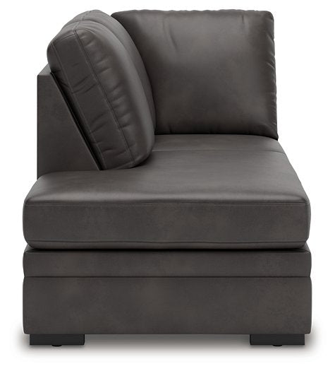 Lofton-Pike Sectional with Chaise - Bill's Discount Center (Bradenton, FL)