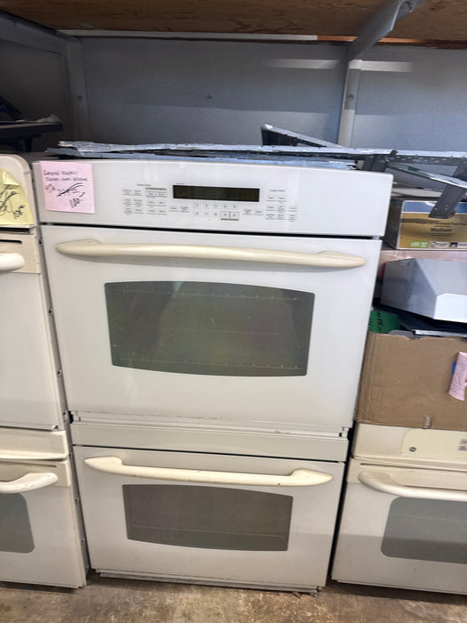 GE Double Wall Oven     S0038