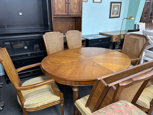 Used Table with 6 chairs - Bill's Discount Center (Bradenton, FL)