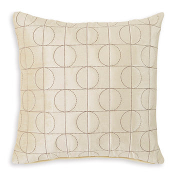 Kydner Pillow (Set of 4) - Bill's Discount Center (Bradenton, FL)