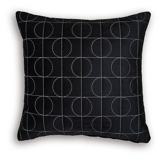 Kydner Pillow (Set of 4) - Bill's Discount Center (Bradenton, FL)
