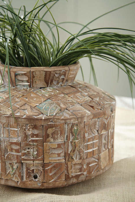 Meltland Vase - Bill's Discount Center (Bradenton, FL)