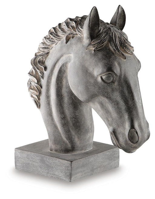 Carnlow Sculpture - Bill's Discount Center (Bradenton, FL)