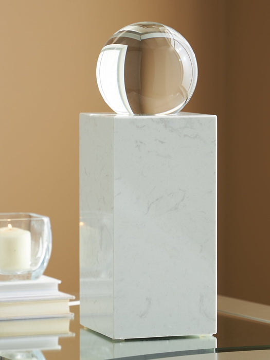 Sellner Sculpture - Bill's Discount Center (Bradenton, FL)