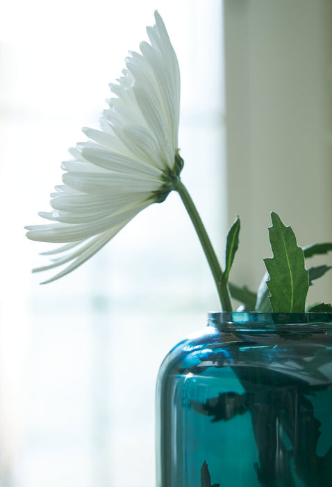 Inisland Vase - Bill's Discount Center (Bradenton, FL)