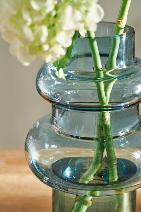 Vallmen Vase - Bill's Discount Center (Bradenton, FL)