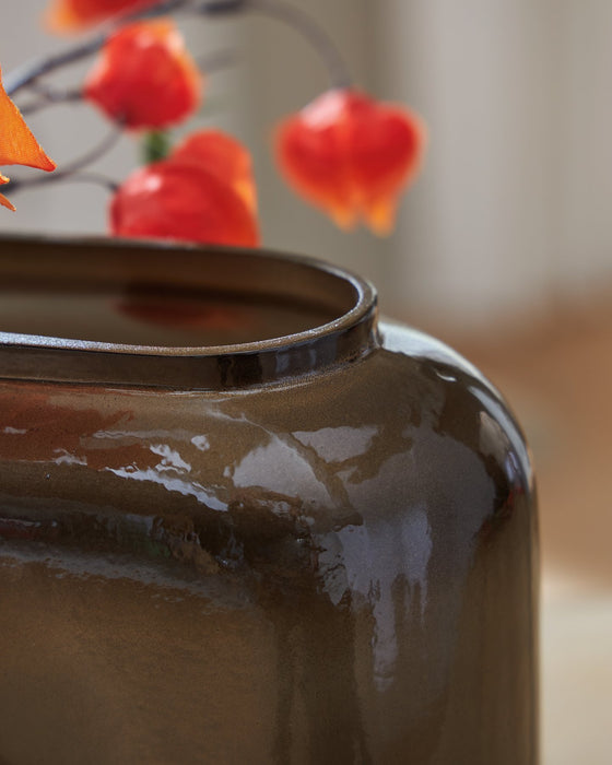 Sumner Vase - Bill's Discount Center (Bradenton, FL)