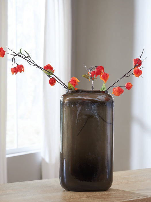 Sumner Vase - Bill's Discount Center (Bradenton, FL)