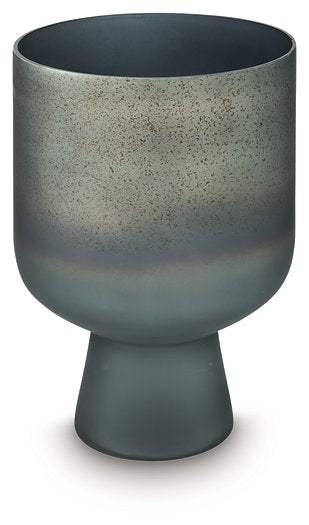 Pennmore Vase - Bill's Discount Center (Bradenton, FL)