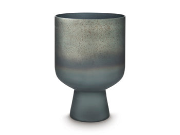 Pennmore Vase - Bill's Discount Center (Bradenton, FL)