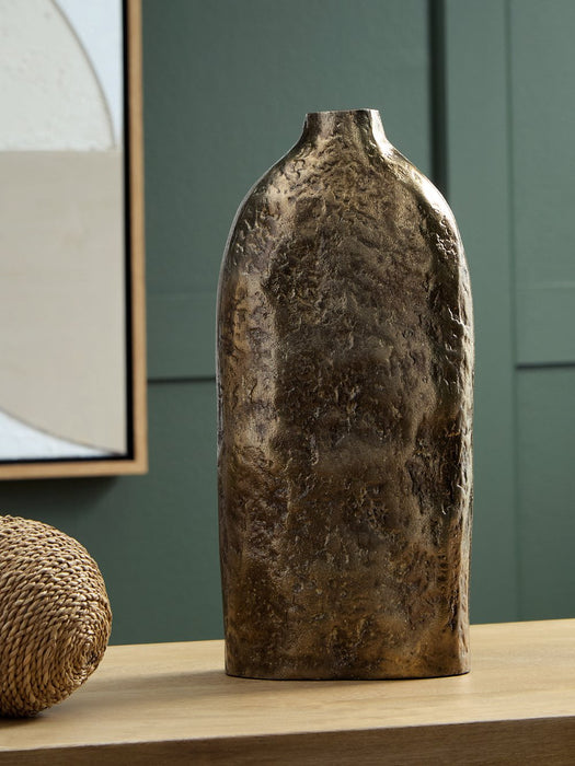 Wallmond Vase - Bill's Discount Center (Bradenton, FL)