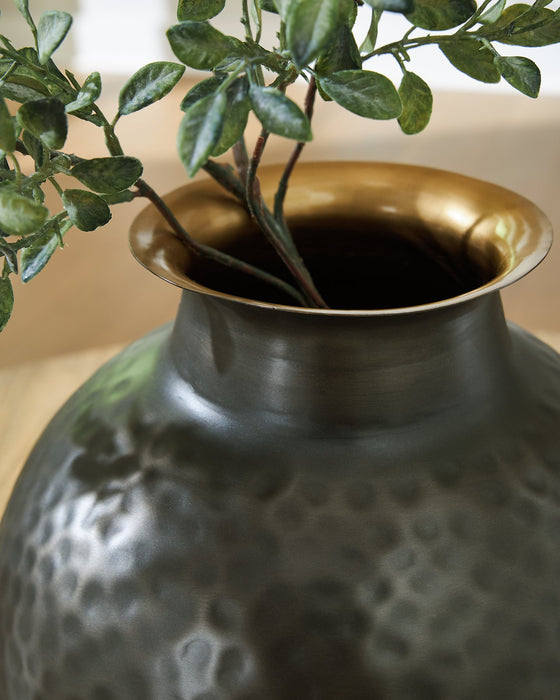 Woody Vase - Bill's Discount Center (Bradenton, FL)
