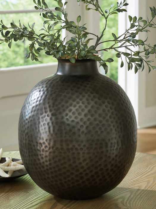 Woody Vase - Bill's Discount Center (Bradenton, FL)