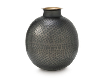 Woody Vase - Bill's Discount Center (Bradenton, FL)