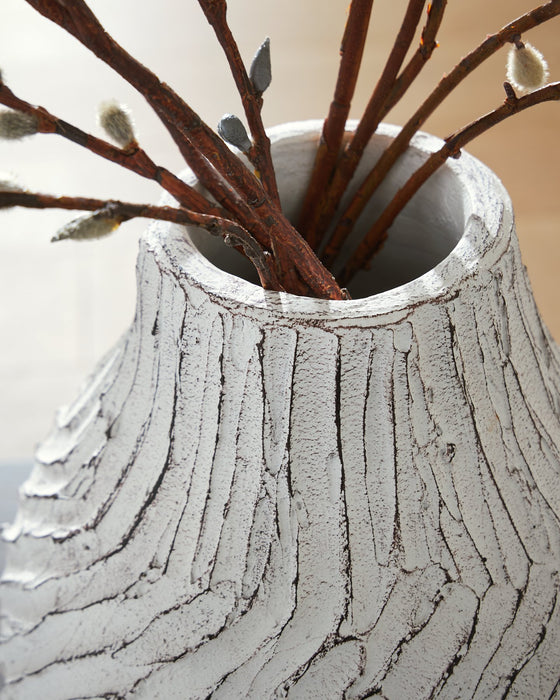 Shelvie Vase - Bill's Discount Center (Bradenton, FL)