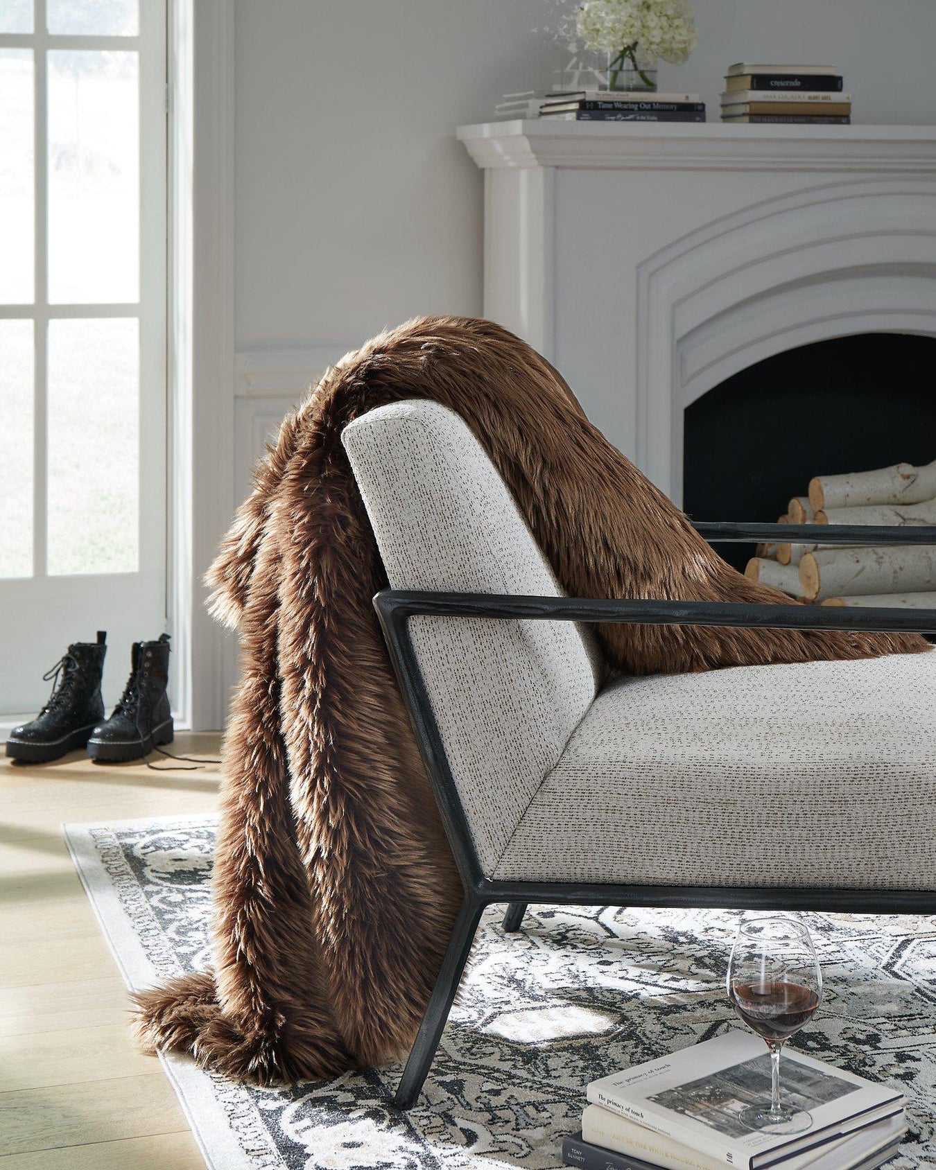 Bellethrone Collection