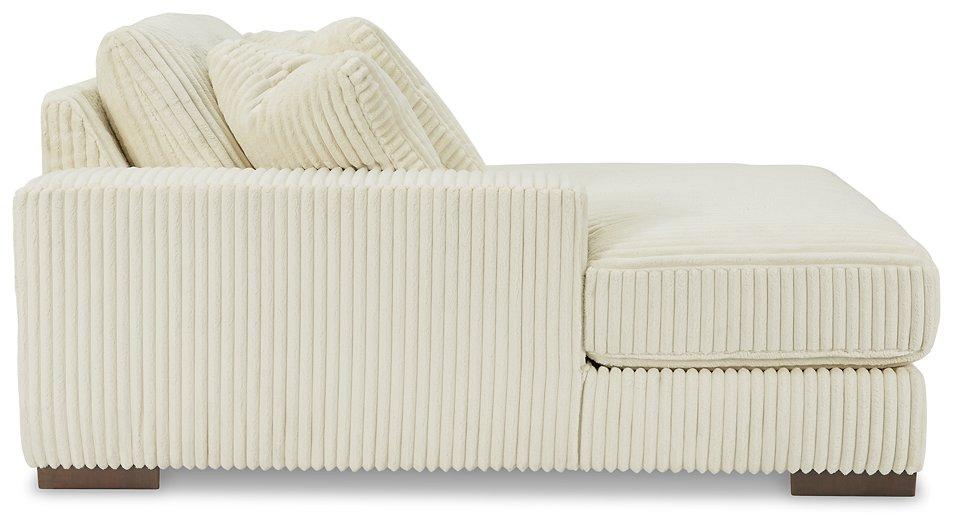 Lindyn Sectional with Double Chaise - Bill's Discount Center (Bradenton, FL)