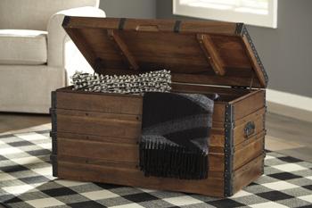Kettleby Storage Trunk - Bill's Discount Center (Bradenton, FL)