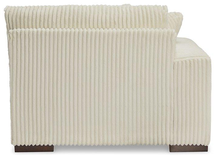 Lindyn Sectional - Bill's Discount Center (Bradenton, FL)