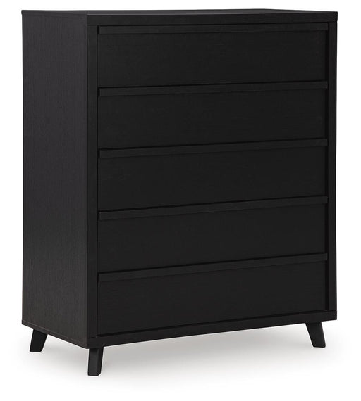 Danziar Wide Chest of Drawers - Bill's Discount Center (Bradenton, FL)