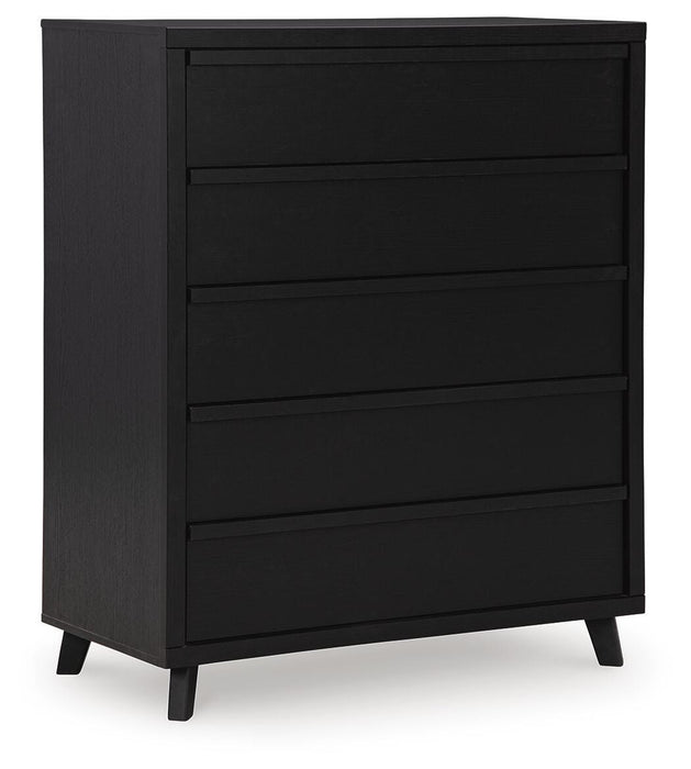Danziar Wide Chest of Drawers - Bill's Discount Center (Bradenton, FL)