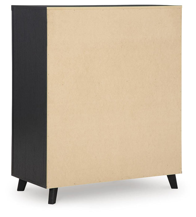 Danziar Wide Chest of Drawers - Bill's Discount Center (Bradenton, FL)