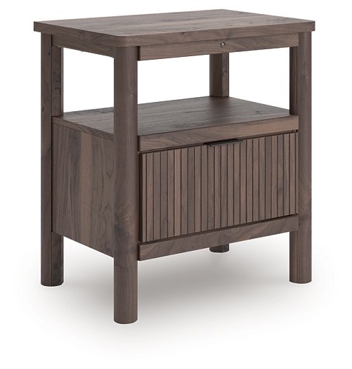 Pamytta Nightstand - Bill's Discount Center (Bradenton, FL)