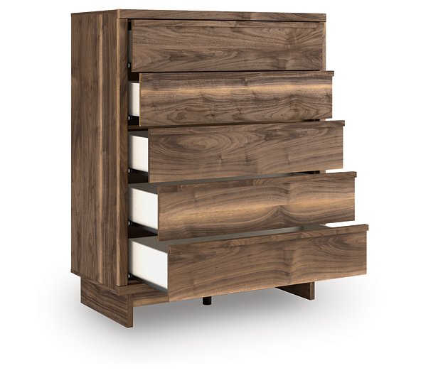 Chirason Wide Chest of Drawers - Bill's Discount Center (Bradenton, FL)