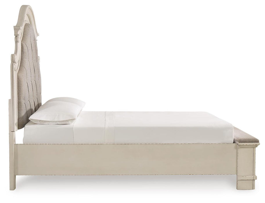 Realyn Upholstered Bed - Bill's Discount Center (Bradenton, FL)