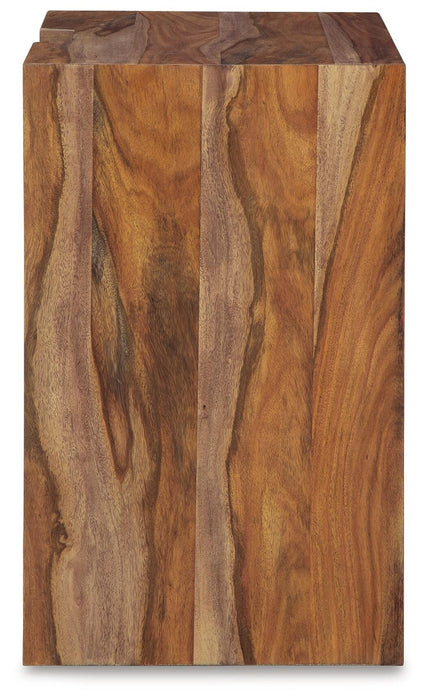 Dressonni Nightstand - Bill's Discount Center (Bradenton, FL)