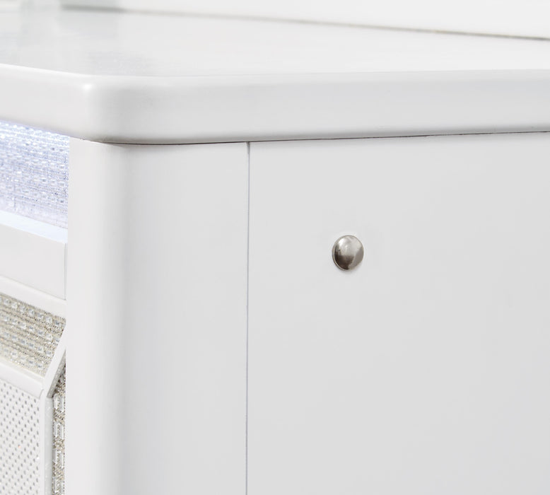 Chalanna Dresser - Bill's Discount Center (Bradenton, FL)