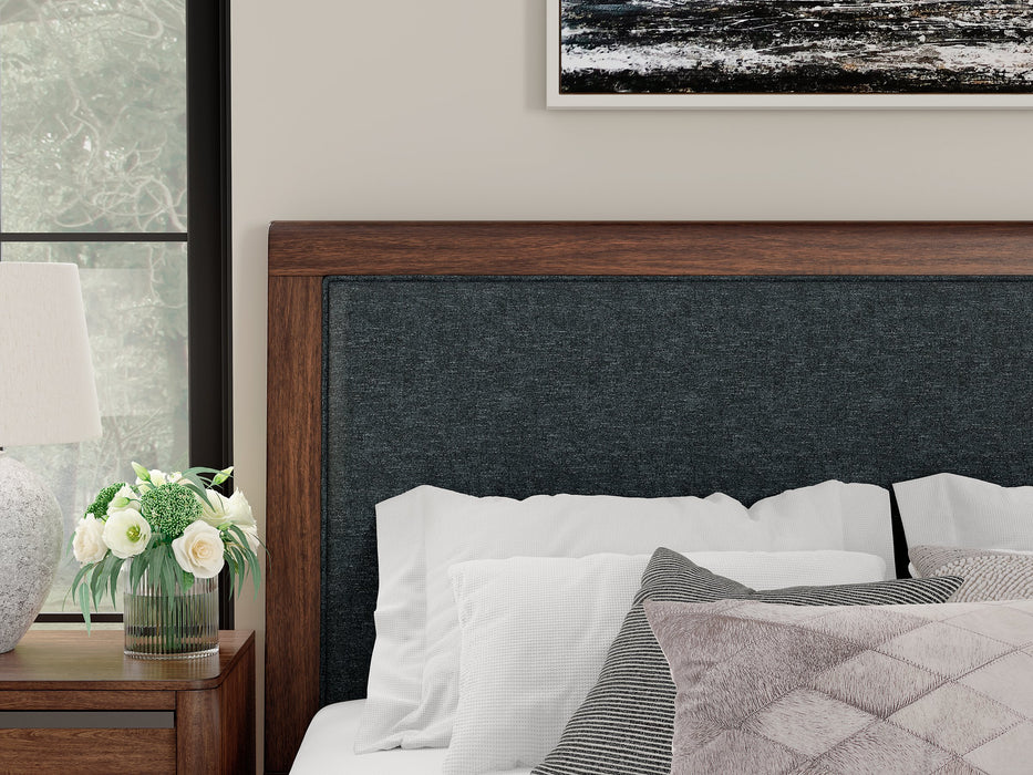 Dilenno Upholstered Bed - Bill's Discount Center (Bradenton, FL)