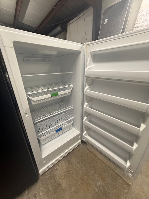 Frigidaire Freezer      R0073