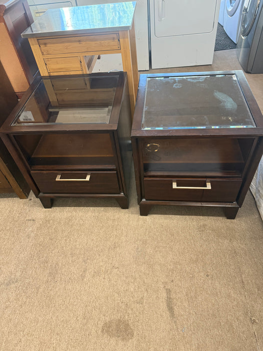 Used End Table Set - Bill's Discount Center (Bradenton, FL)