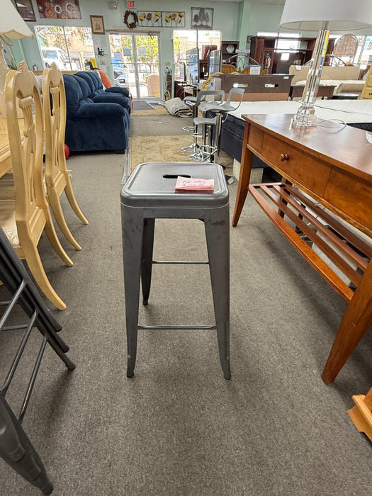Used Bar Stools - Bill's Discount Center (Bradenton, FL)