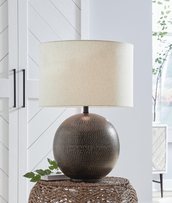 Hambell Lamp Set - Bill's Discount Center (Bradenton, FL)