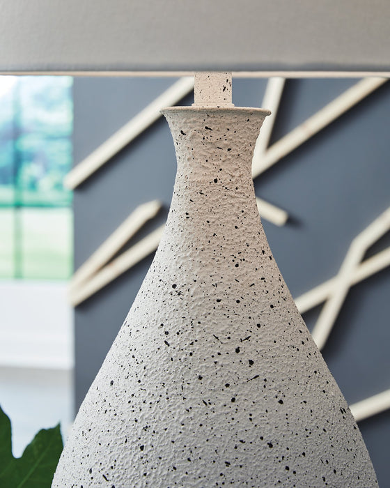 Wyattford Table Lamp - Bill's Discount Center (Bradenton, FL)