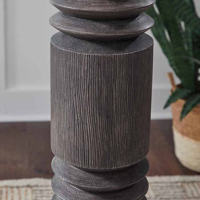 Fainwell Floor Lamp - Bill's Discount Center (Bradenton, FL)