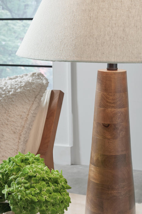 Danset Lamp Set - Bill's Discount Center (Bradenton, FL)