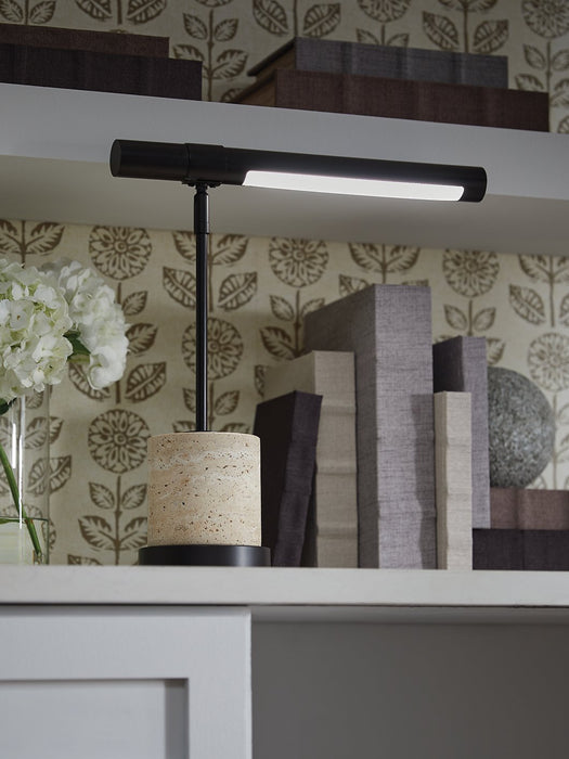 Vinmour Desk Lamp - Bill's Discount Center (Bradenton, FL)