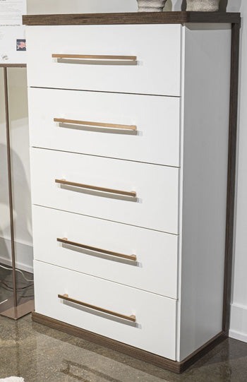Kendanport Chest of Drawers - Bill's Discount Center (Bradenton, FL)